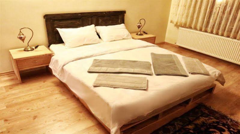 Отель Uchisarstonehouse Невшехир Экстерьер фото